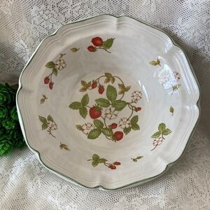 Vintage Sakura 9 1/4” Strawberry Fields Bowl Made in Korea